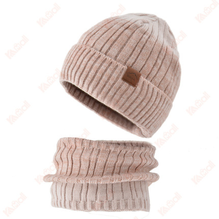 pink beanie wool material wild style